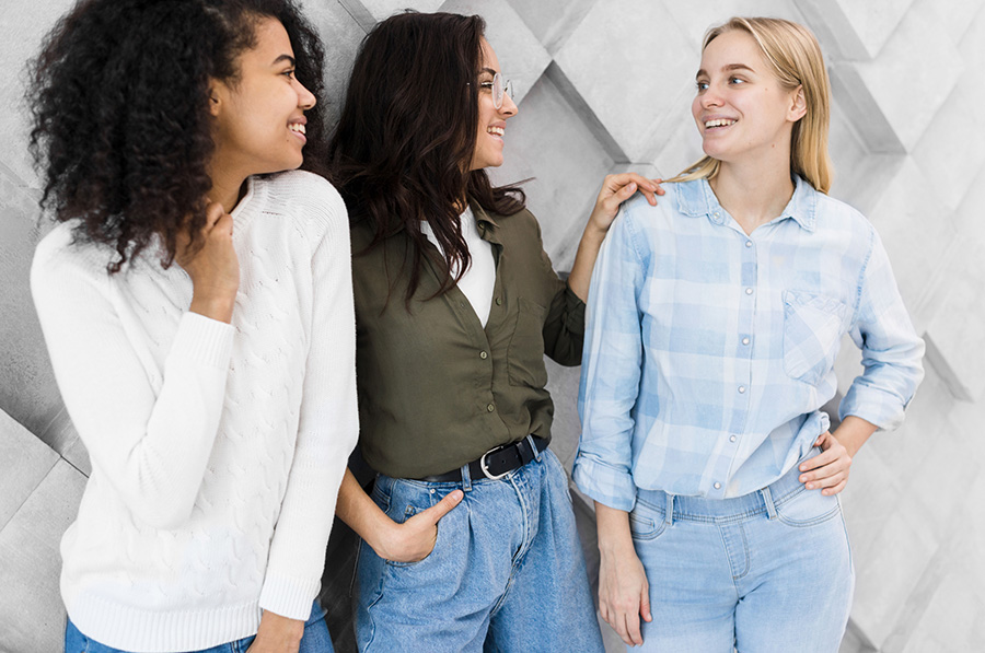 Comment se lier d’amitié avec les ami(e)s de votre partenaire